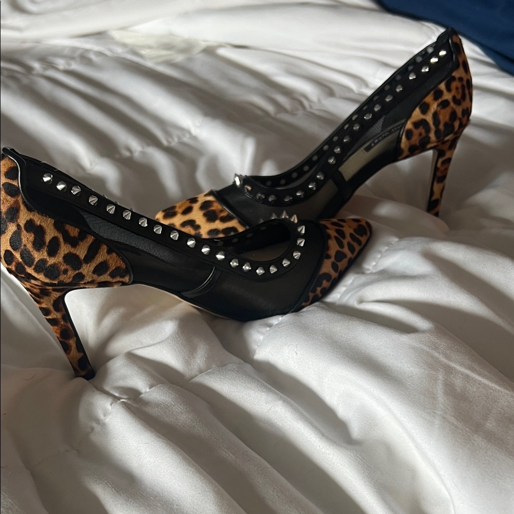 Nine West Studded Leopard Pumps Mesh Pointed Toe Heels Black Size 7M-Never Worn